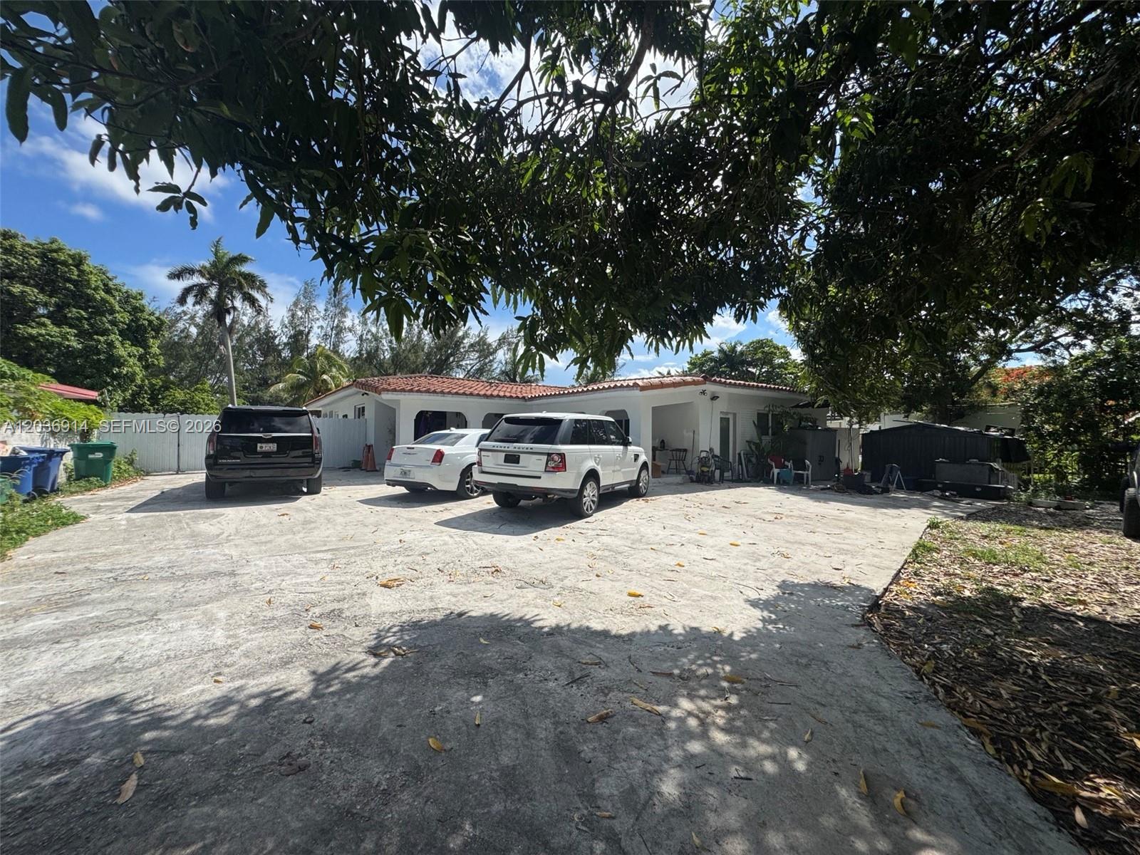 A12036914 Property Photo 19