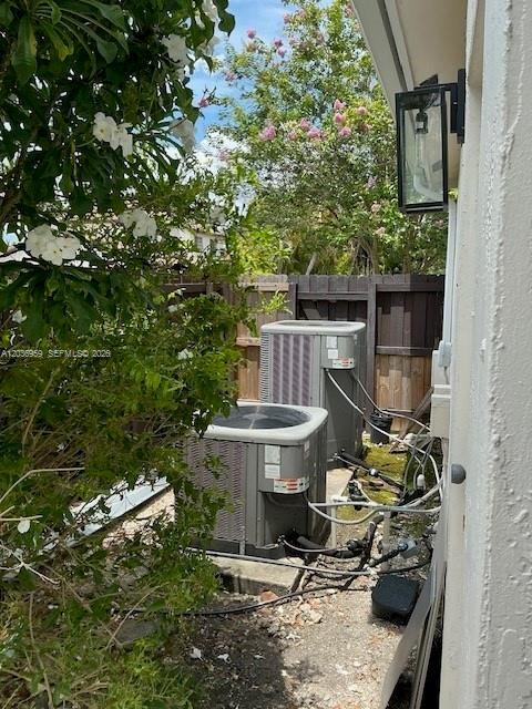 4221 Sw 154th Place Property Photo 53