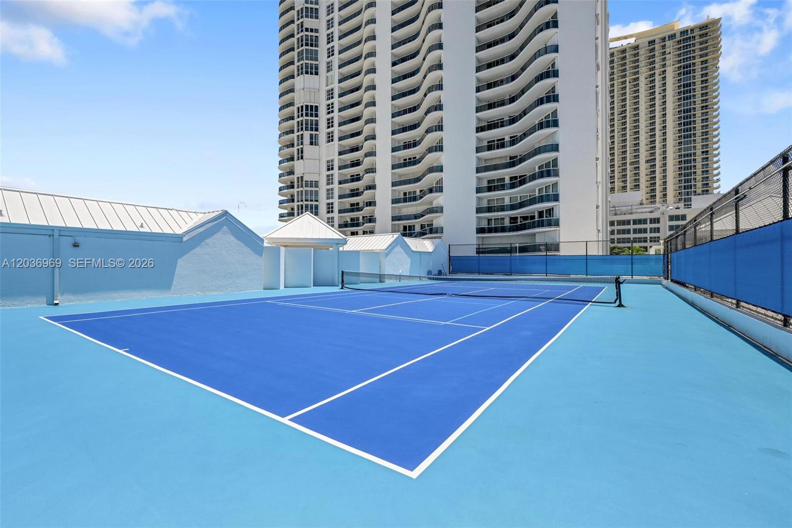 16711 Collins Avenue Bc-10 Property Photo 23