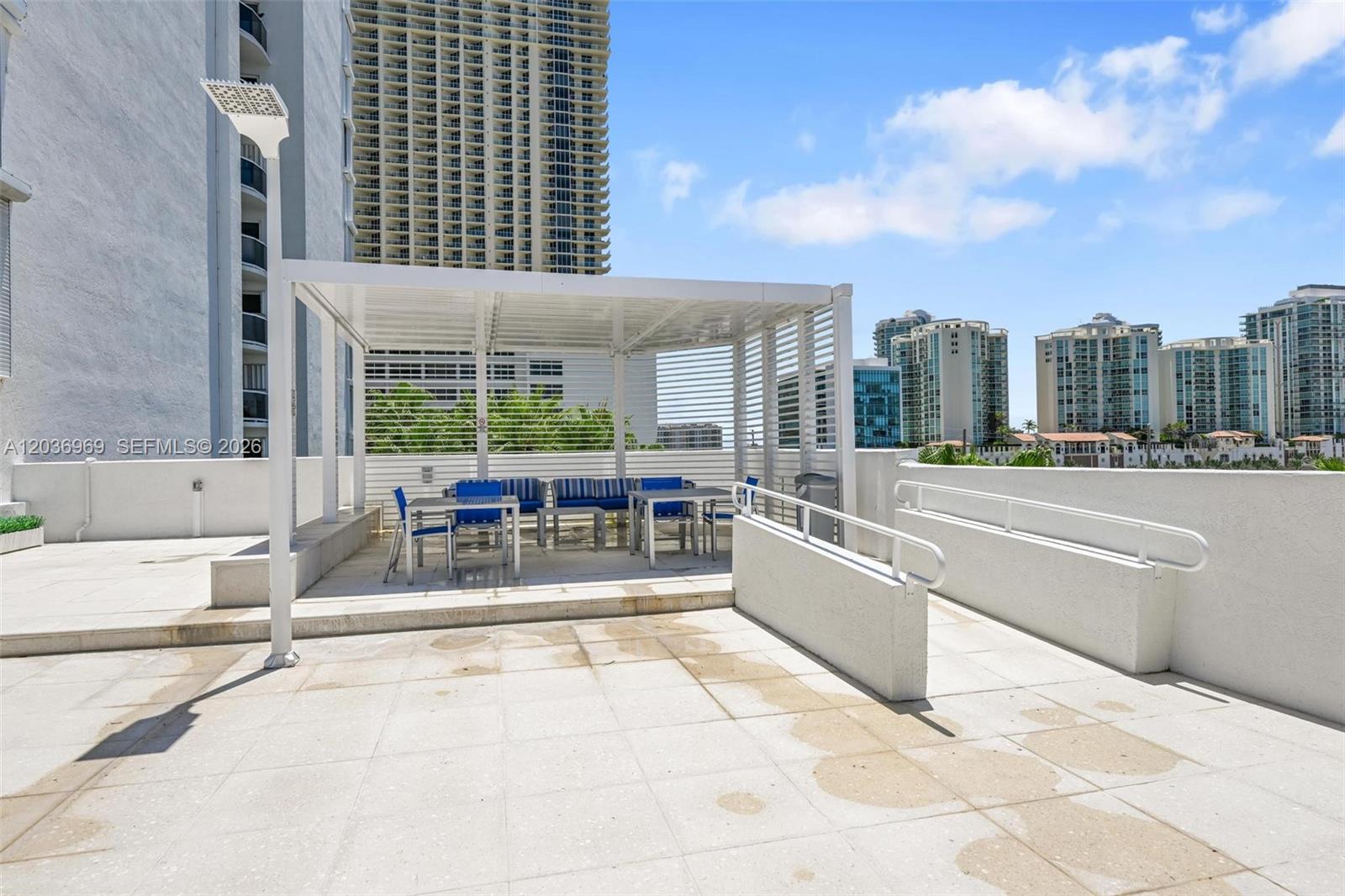16711 Collins Avenue Bc-10 Property Photo 24