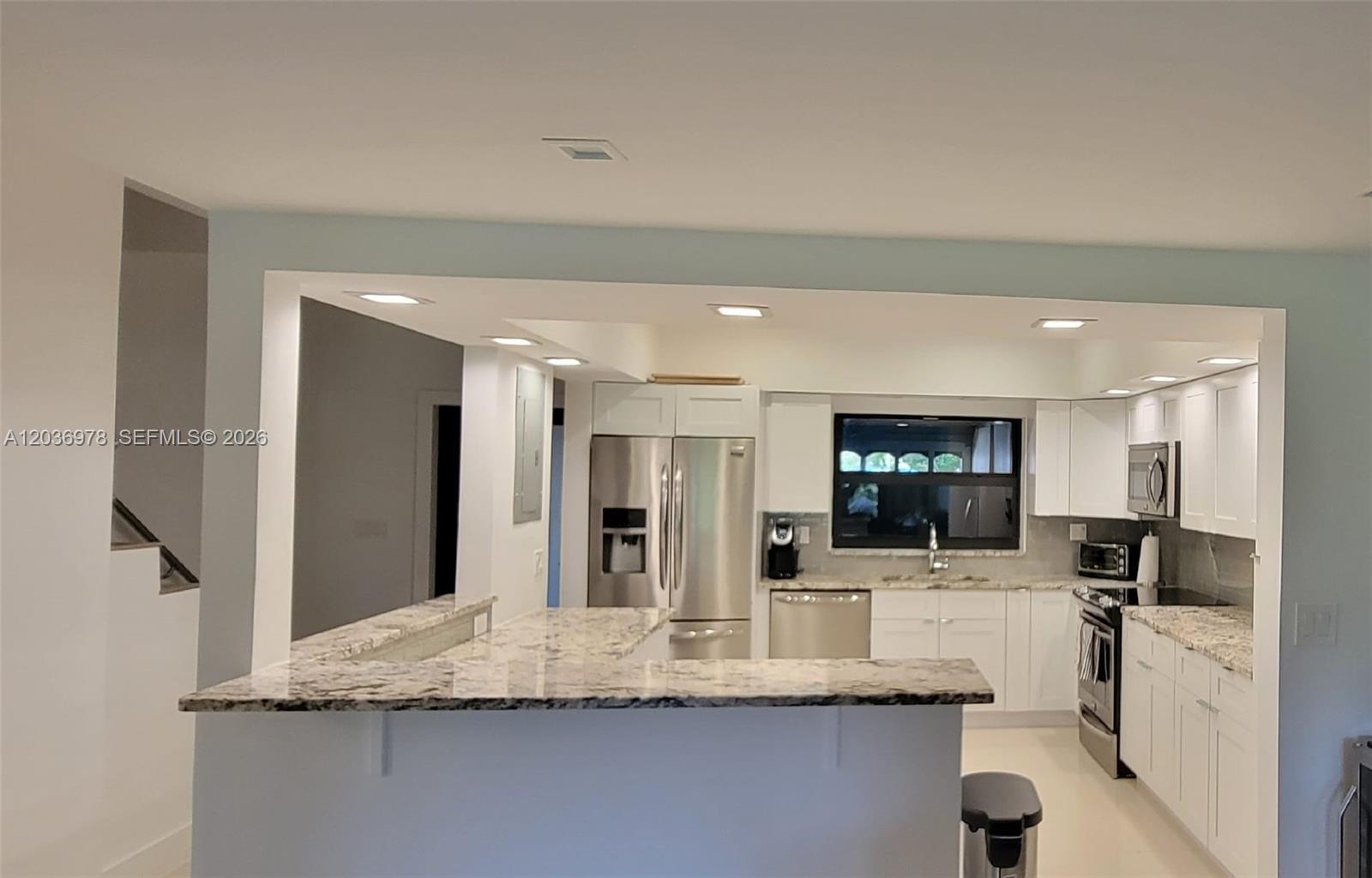 A12036978 Property Photo 15