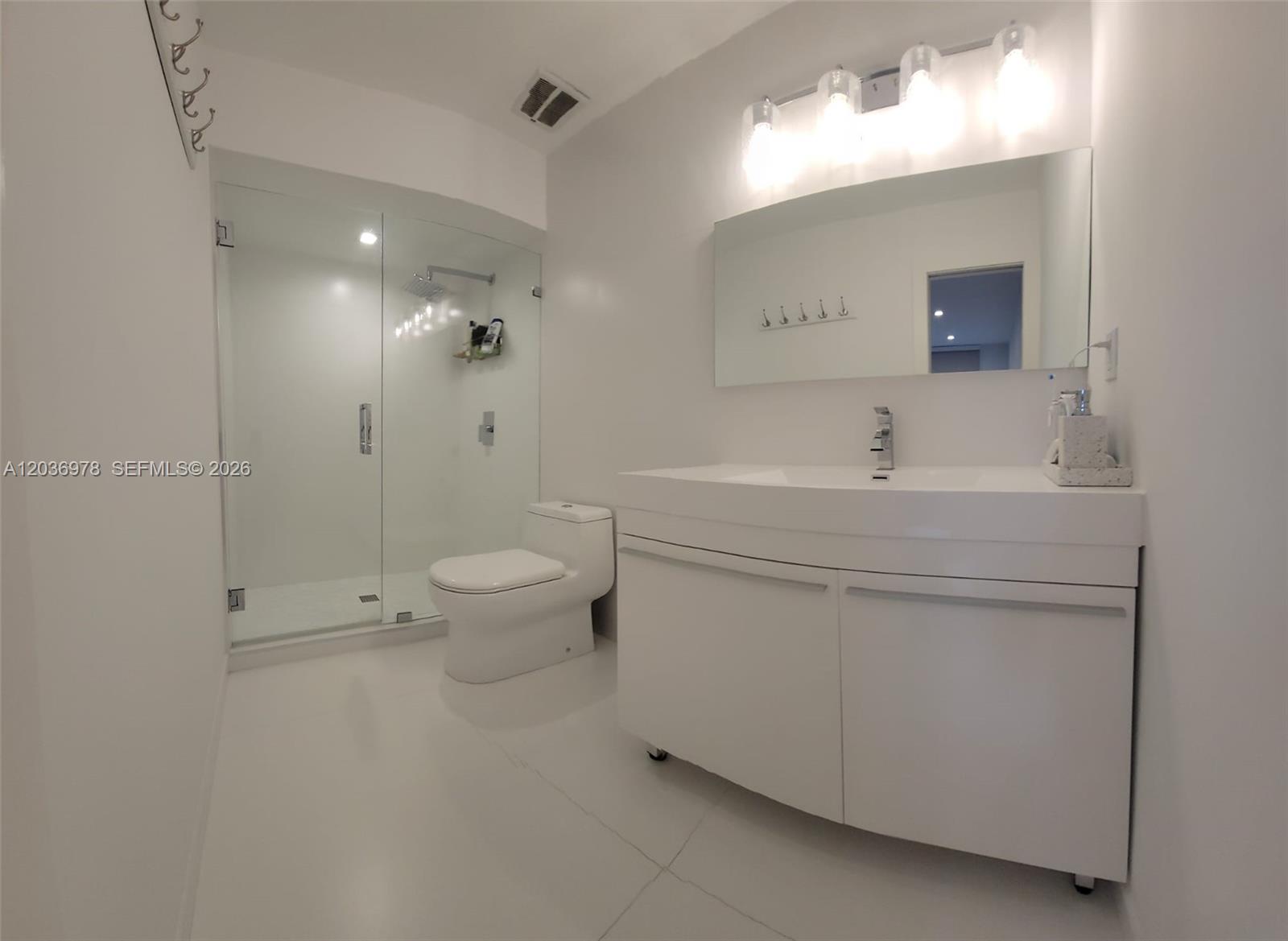 A12036978 Property Photo 22