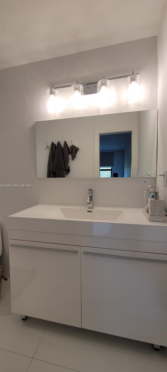 A12036978 Property Photo 30
