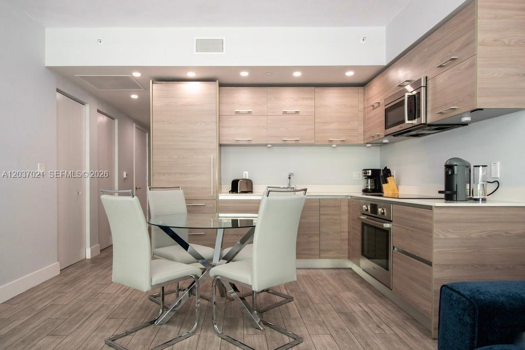 1300 S Miami Avenue 3908 Property Photo 5