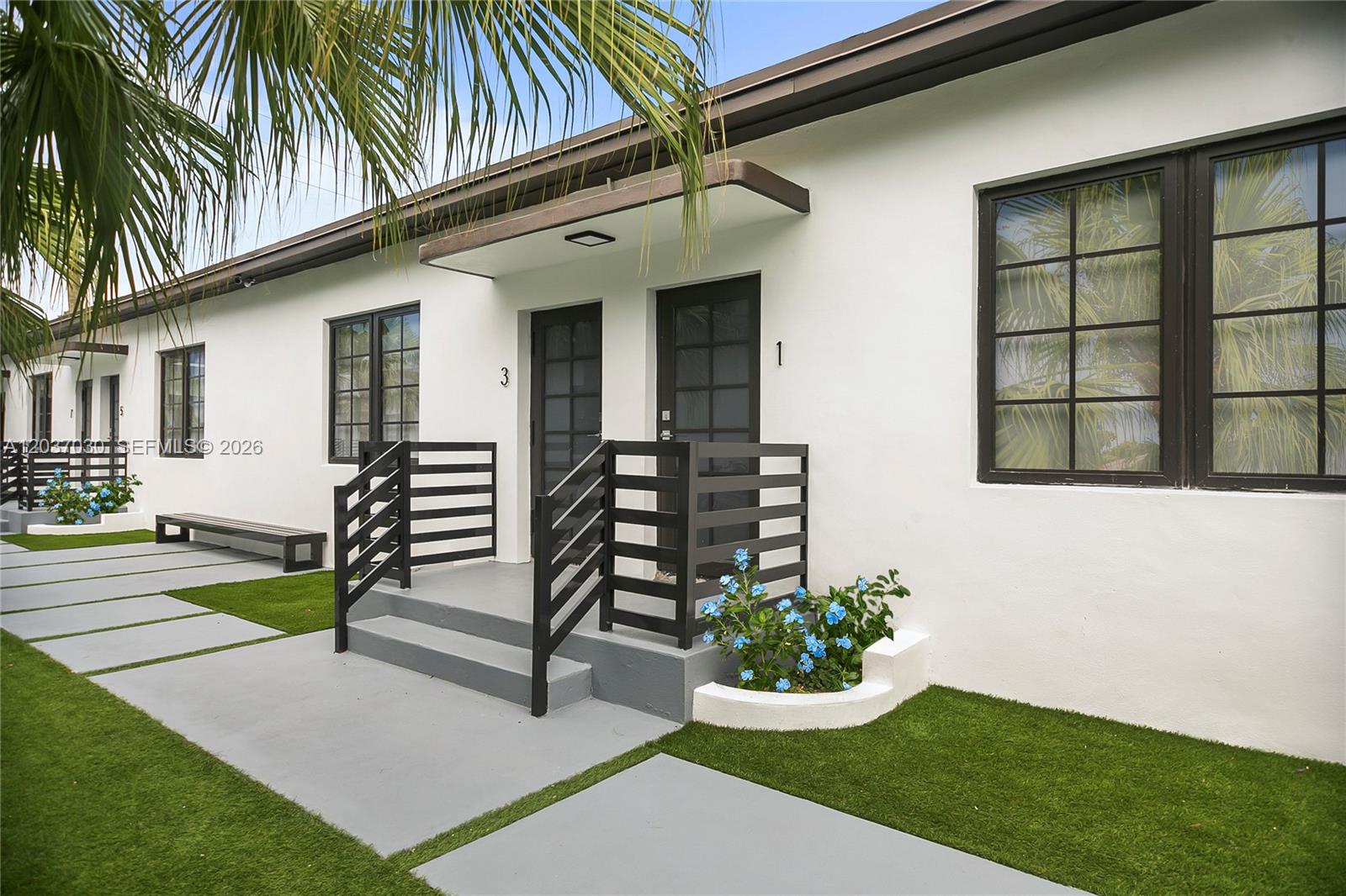 A12037030 Property Photo 6