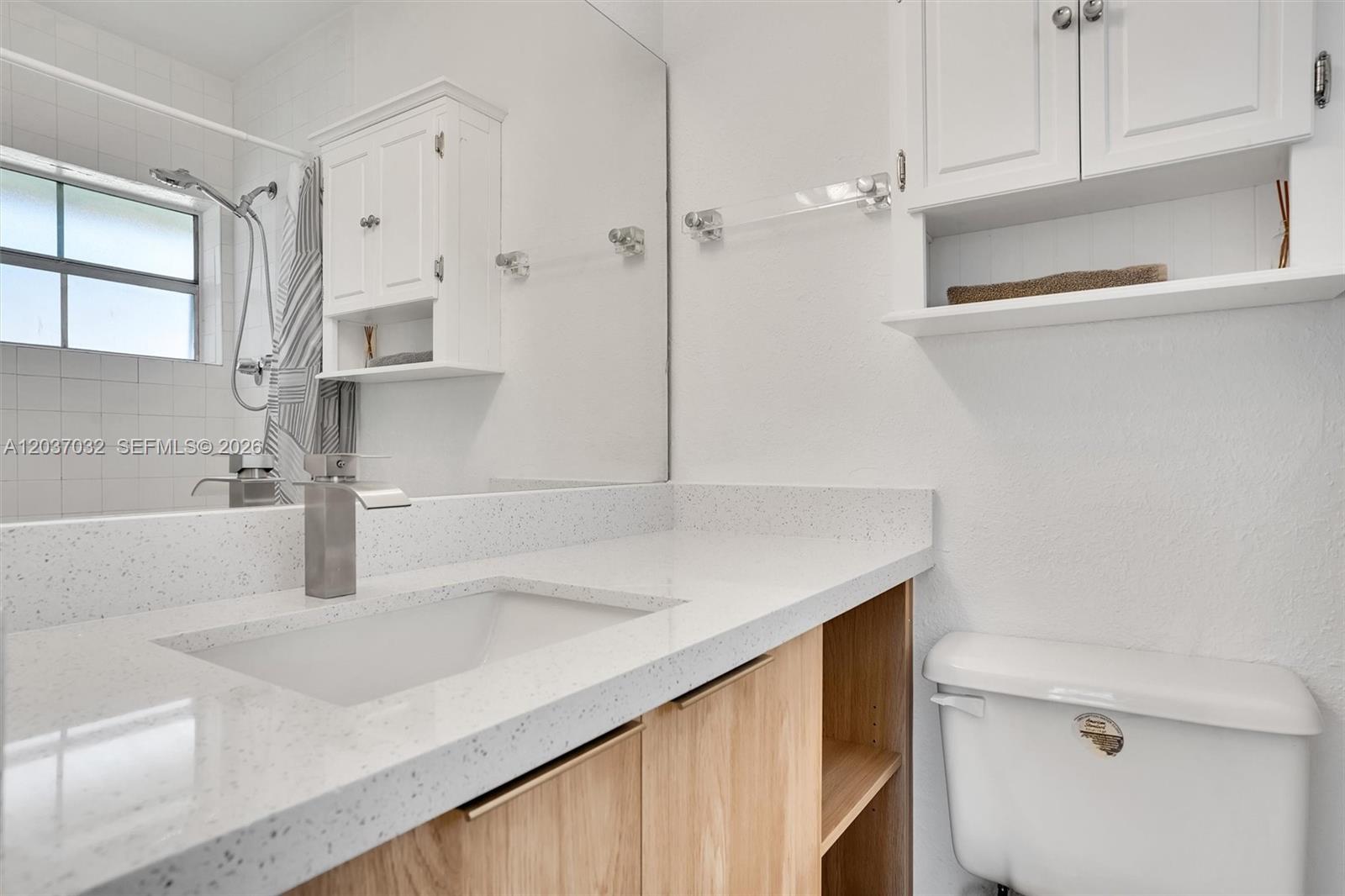 A12037032 Property Photo 22