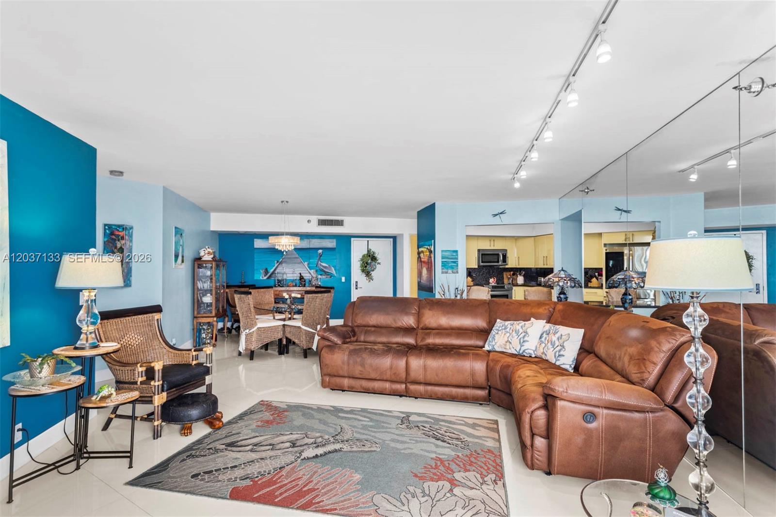 3500 Mystic Pointe Drive 3307 Property Photo 8