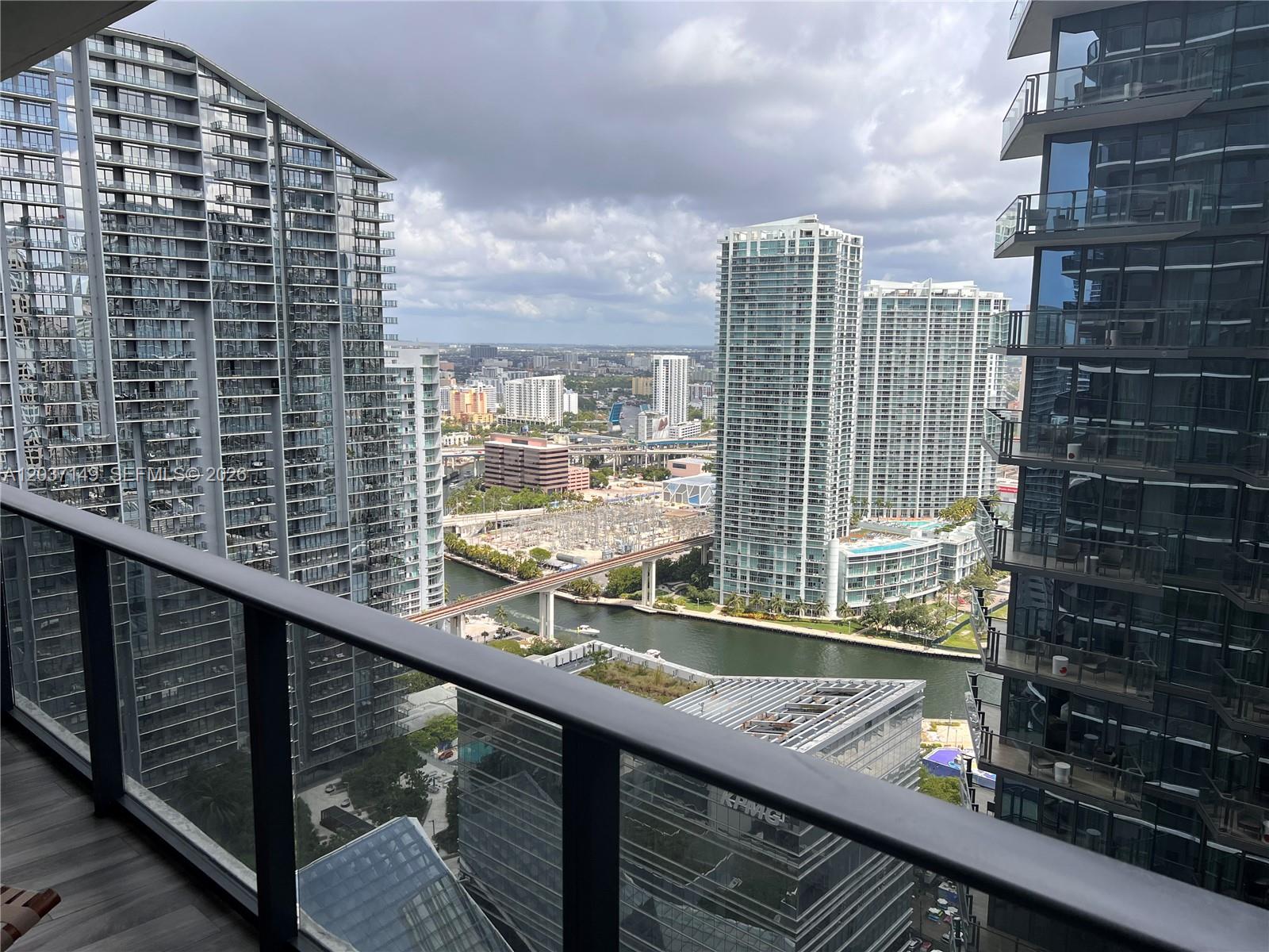 801 S Miami Avenue 3608 Property Photo 32