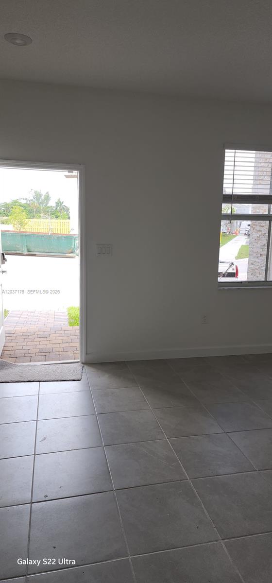 12113 Nw 23rd Court Property Photo 3