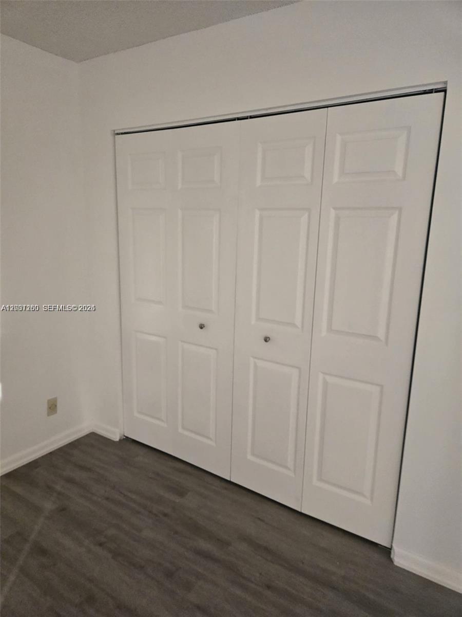 8610 N Sherman Circle 504 Property Photo 12