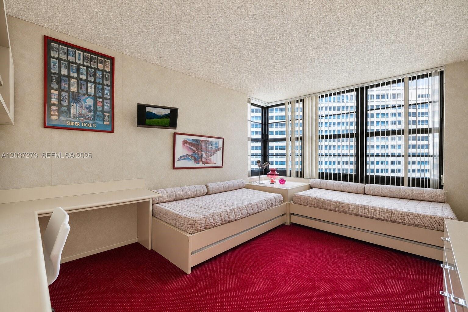 5500 Collins Avenue 1401 Property Photo 23
