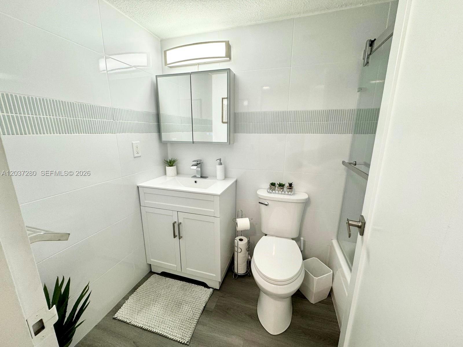 2501 S Ocean Drive L14 Property Photo 9
