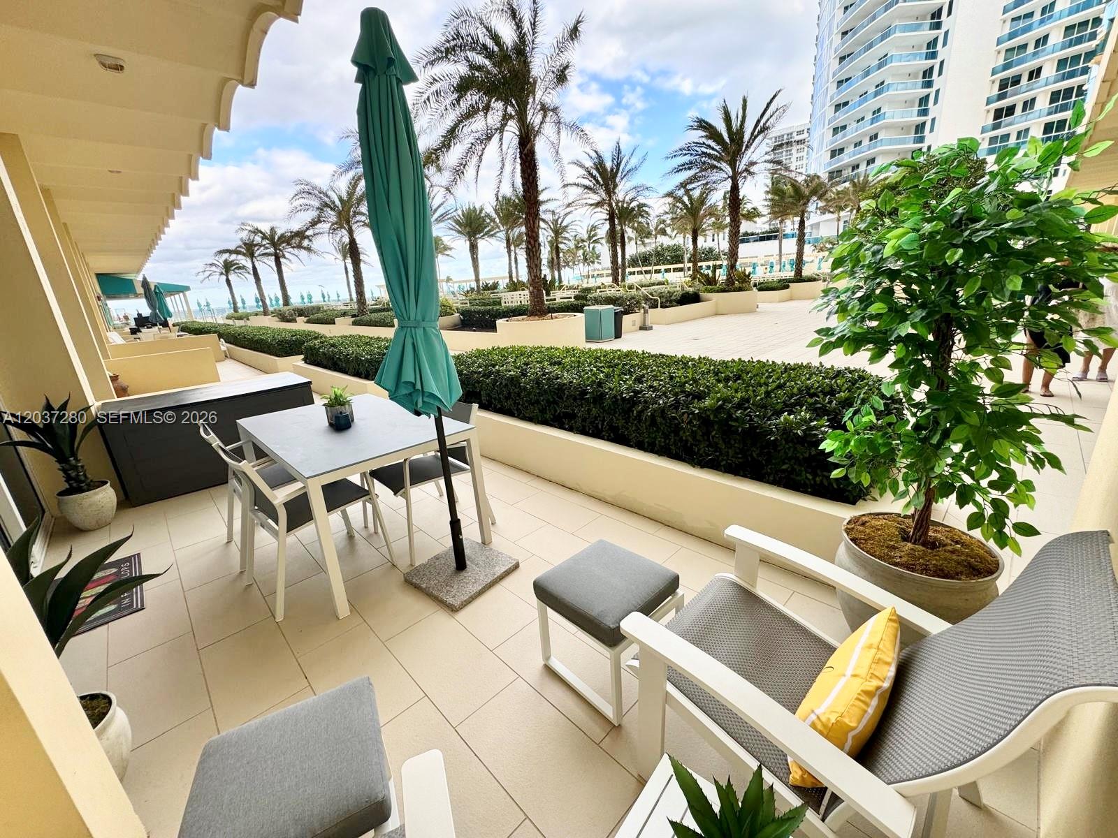 2501 S Ocean Drive L14 Property Photo 13