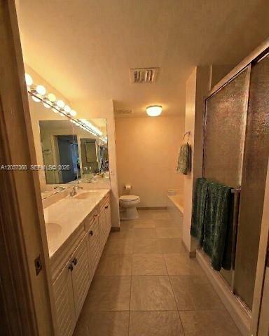 A12037368 Property Photo 12