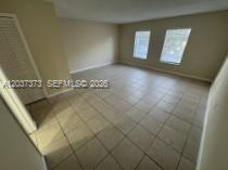 8481 Springtree Drive 208b Property Photo 6