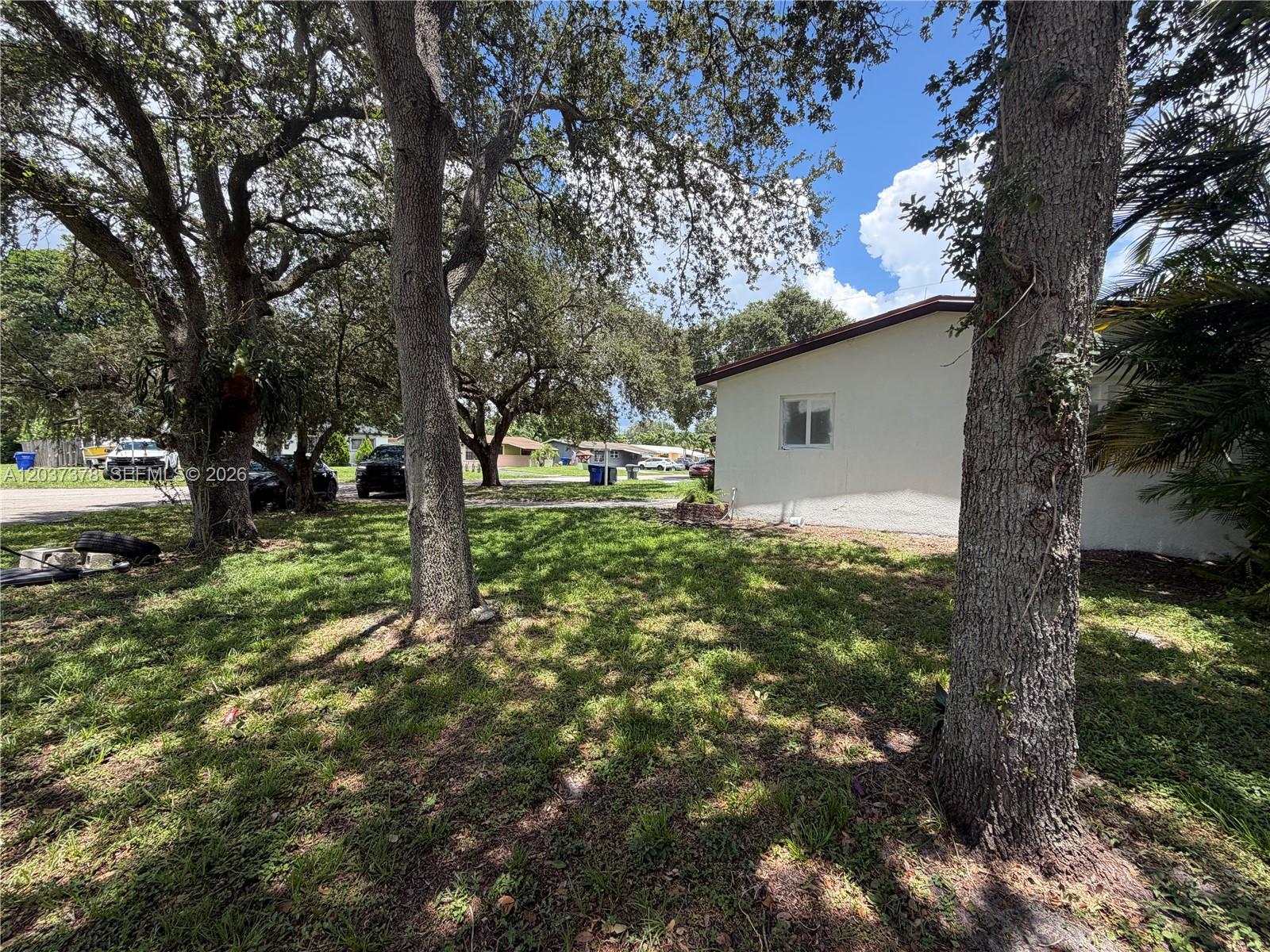 6570 Liberty Street Property Photo 4