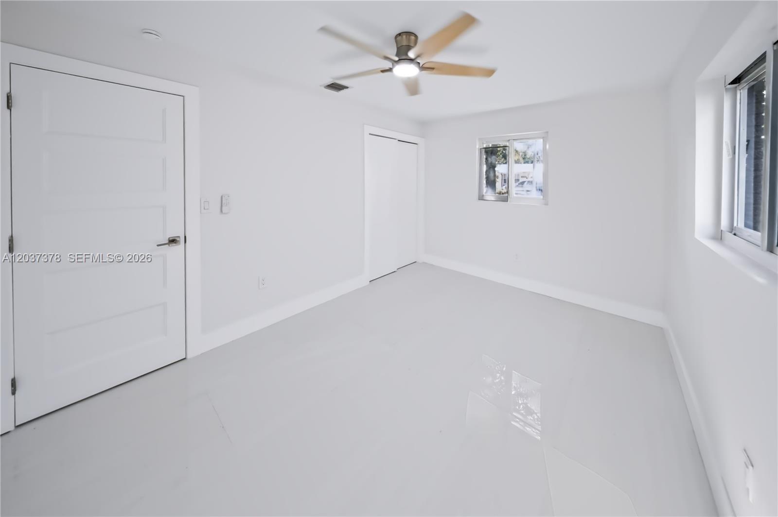 6570 Liberty Street Property Photo 10