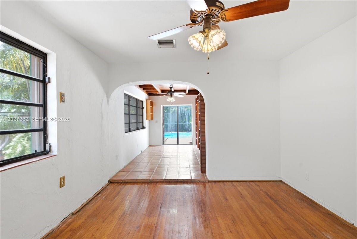 2550 Trapp Avenue Property Photo 12