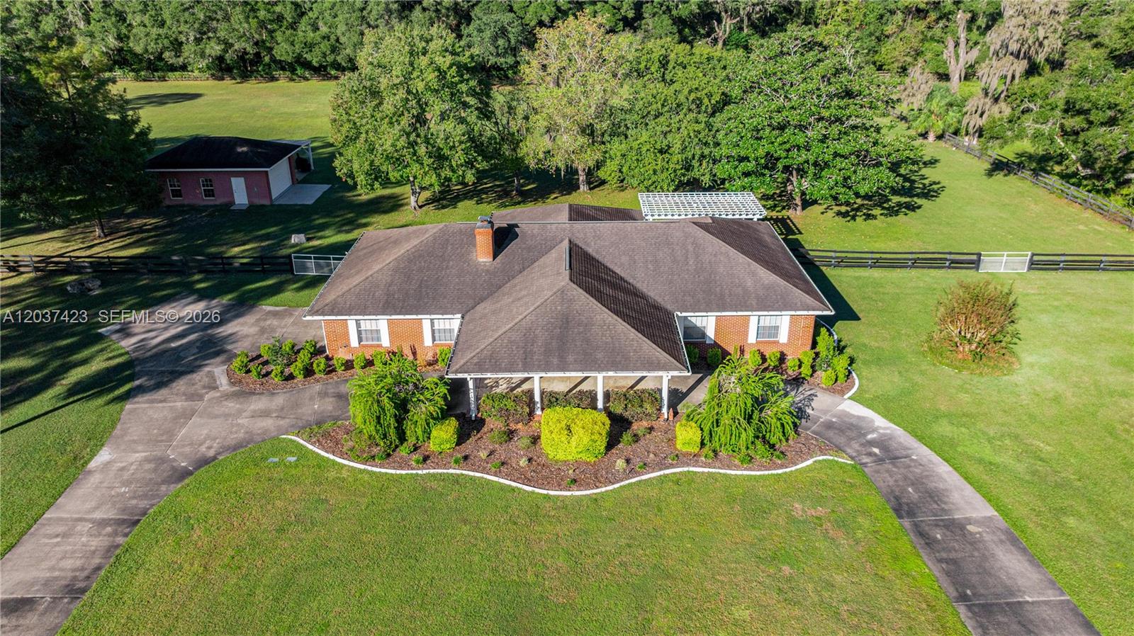 A12037423 Property Photo 6