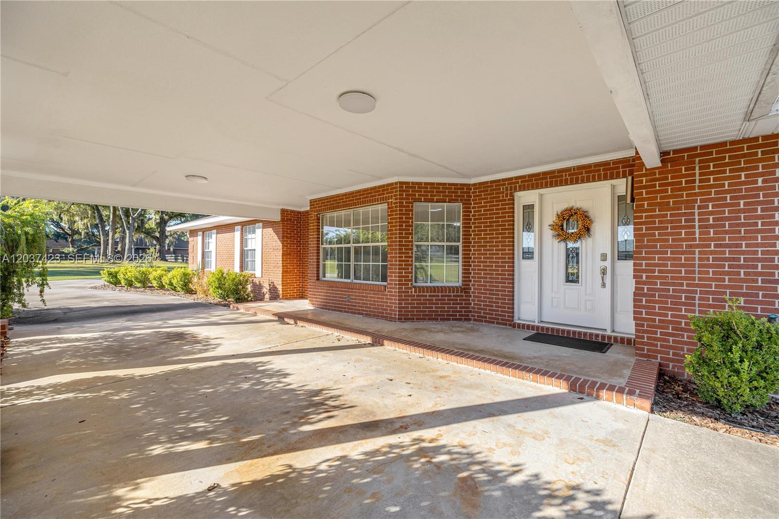 A12037423 Property Photo 34