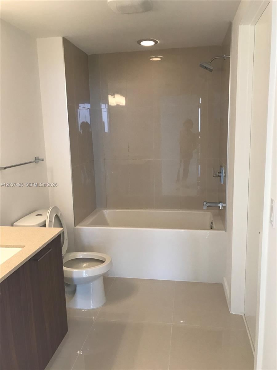 5300 Nw 85 Avenue 703 Property Photo 10