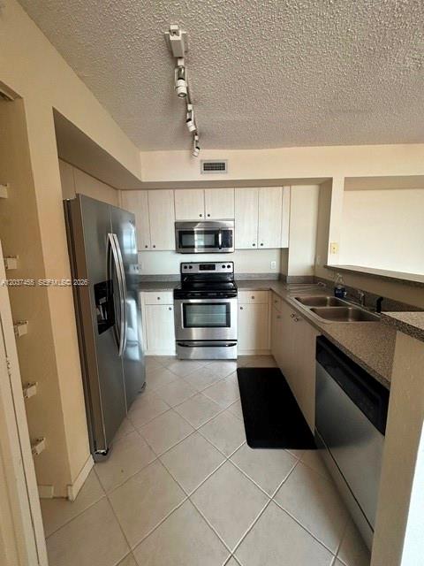 1801 N Flagler Drive 822 Property Photo 11