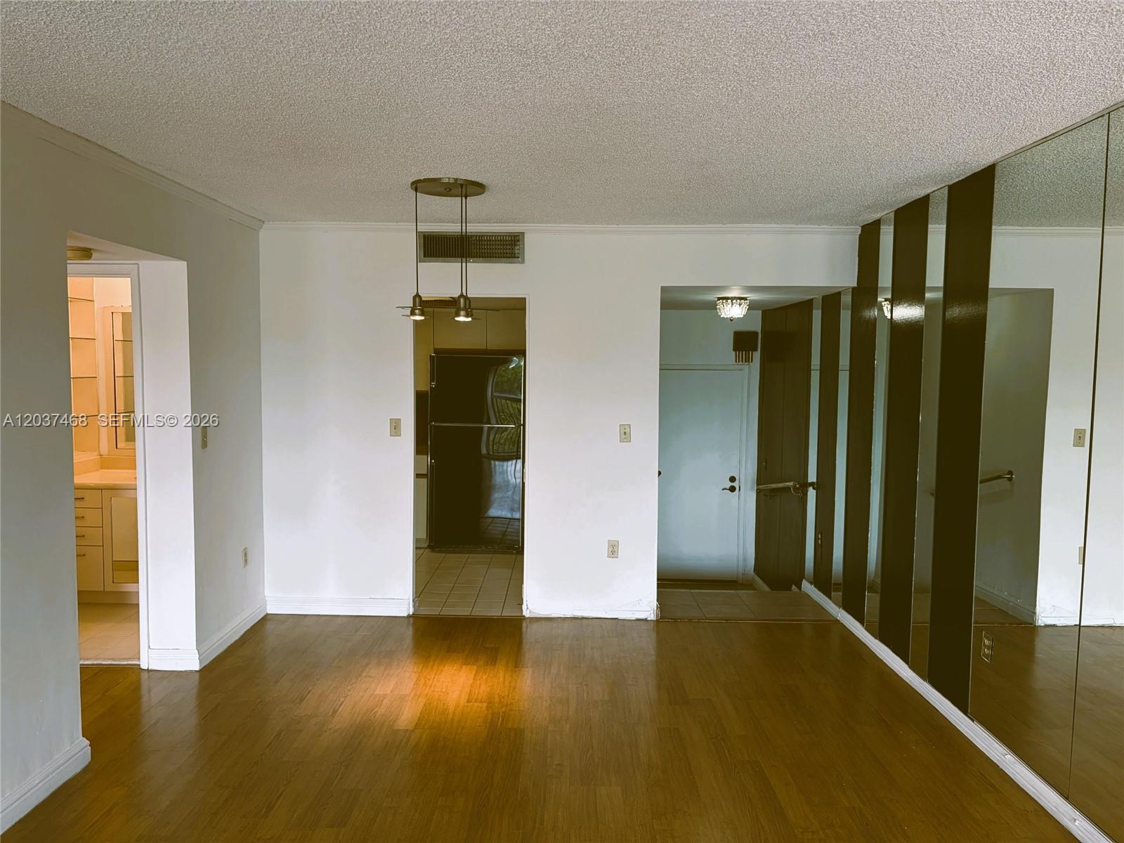 8775 Park Boulevard 406 Property Photo 3