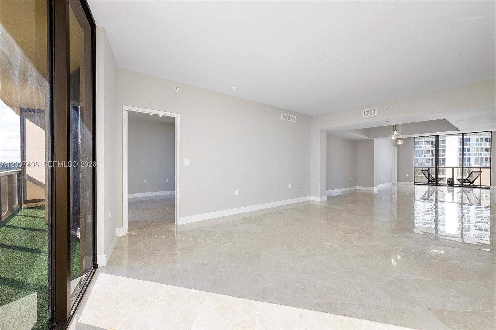 16275 Collins Avenue 502 Property Photo 8