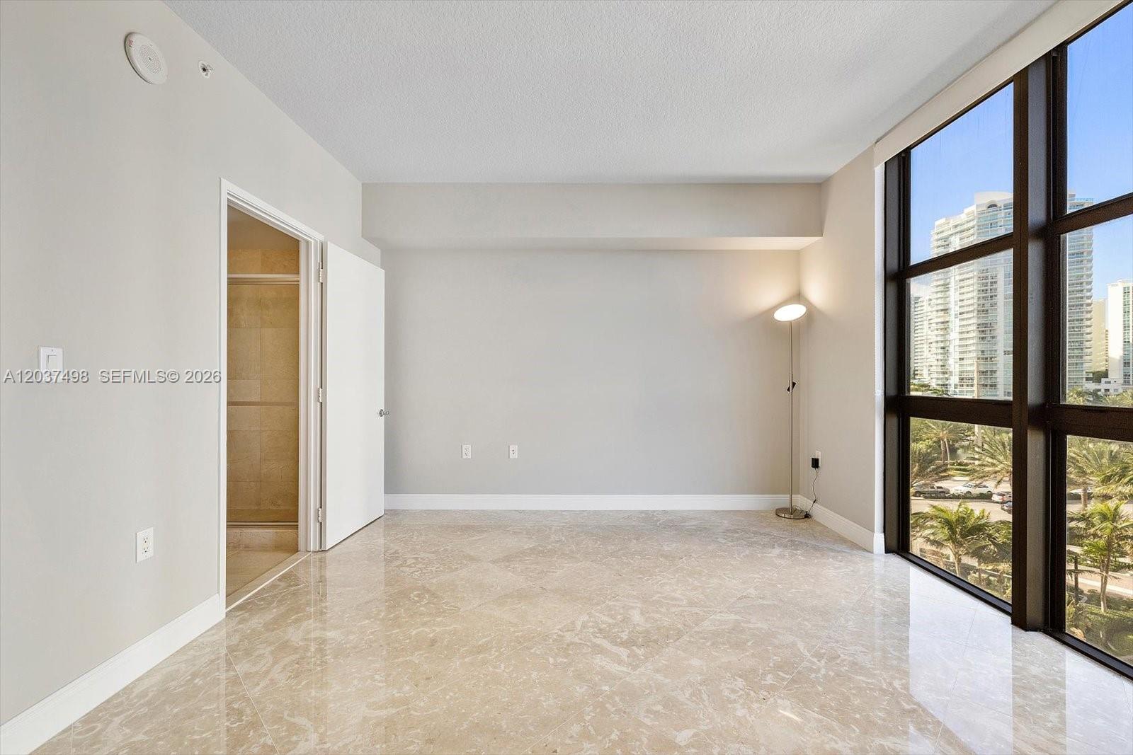 16275 Collins Avenue 502 Property Photo 11