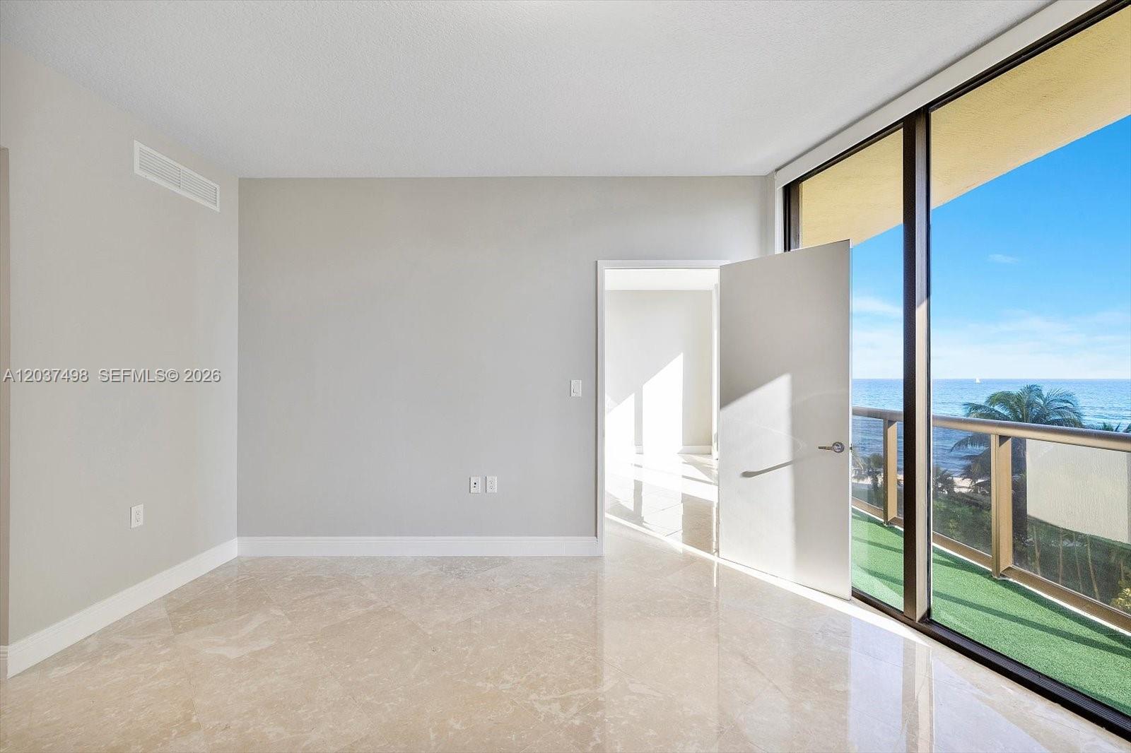 16275 Collins Avenue 502 Property Photo 14