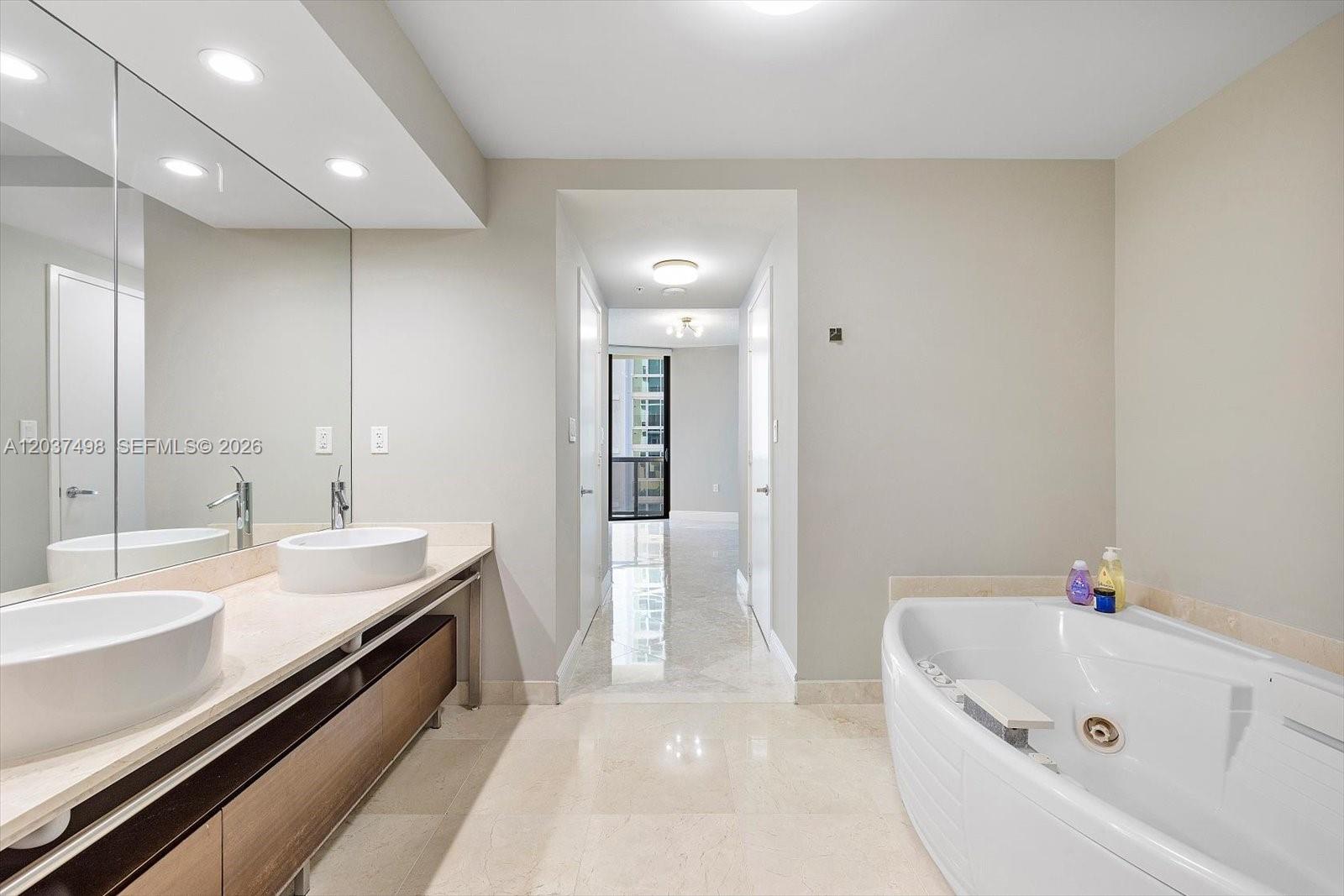 16275 Collins Avenue 502 Property Photo 17