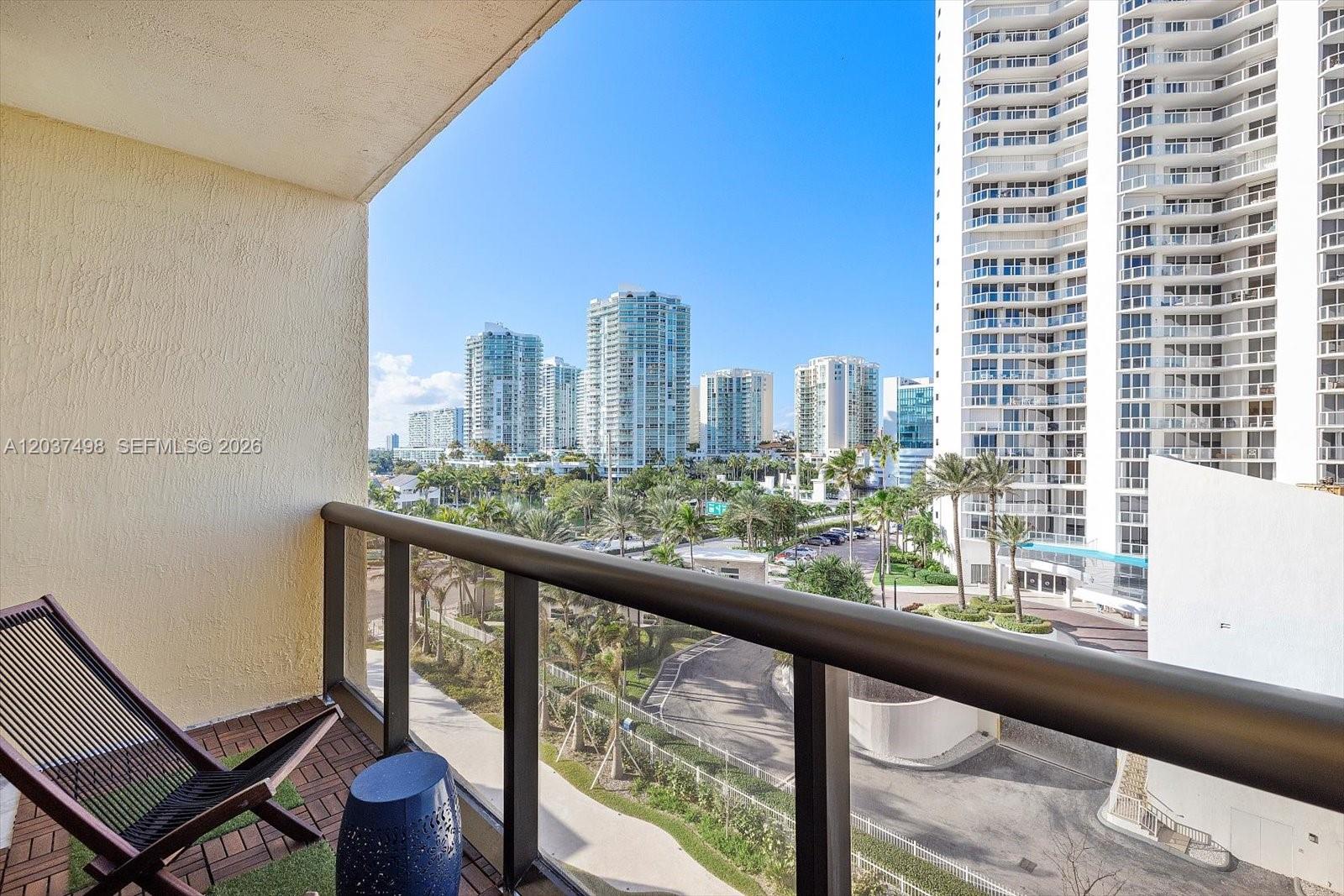 16275 Collins Avenue 502 Property Photo 19