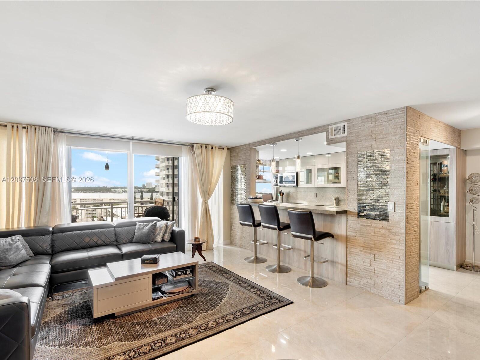 18071 Biscayne Boulevard 1401 Property Photo 7