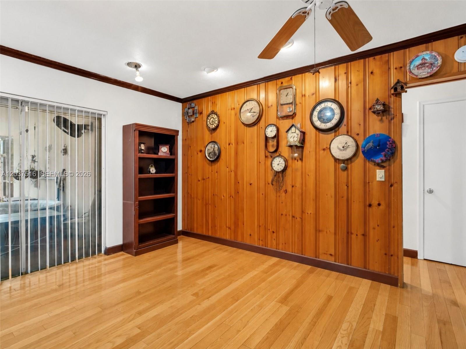 1911 N 53rd Avenue Property Photo 30
