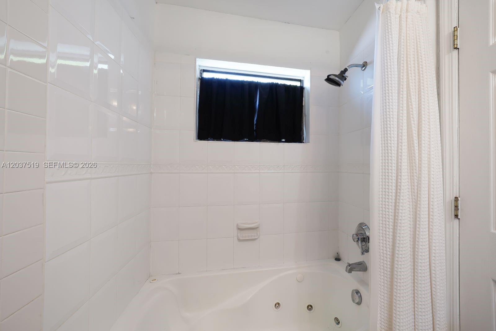 301 N Pine Island Road 165 Property Photo 26