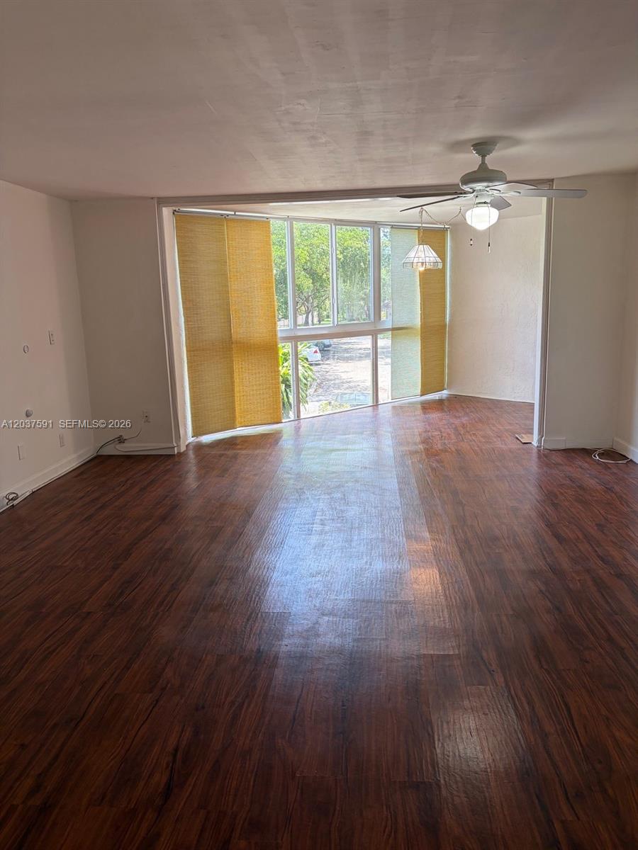3100 N Pine Island Road 209 Property Photo 5