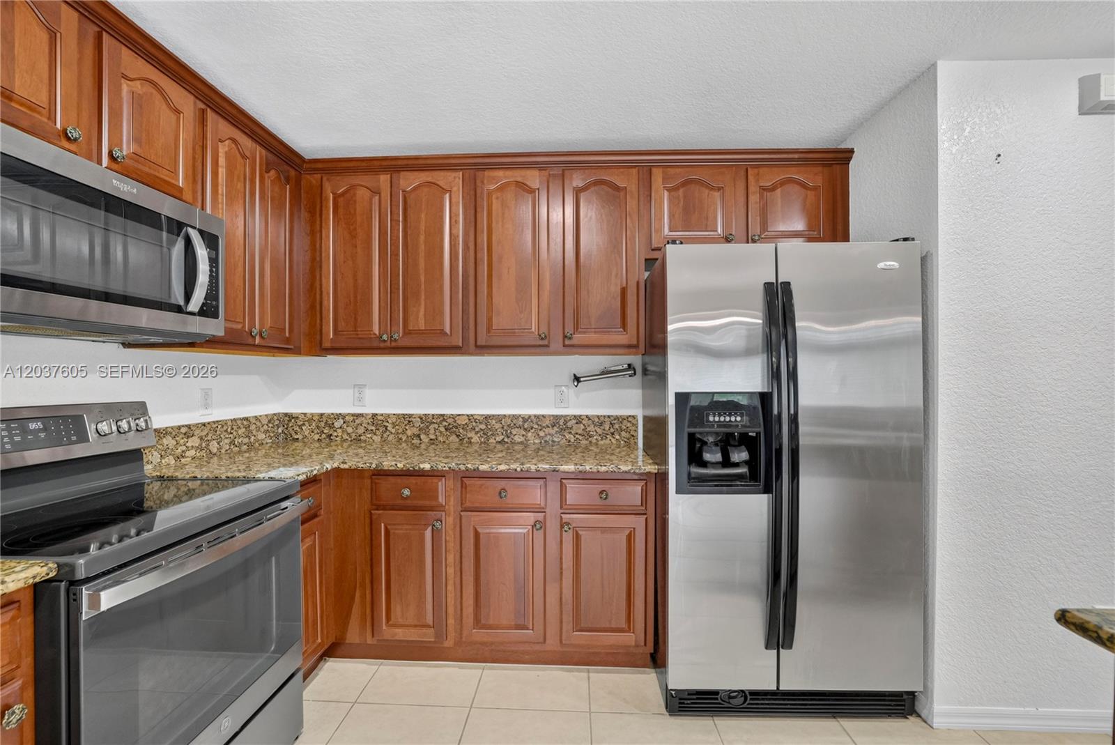 8968 Lancaster Street Property Photo 7