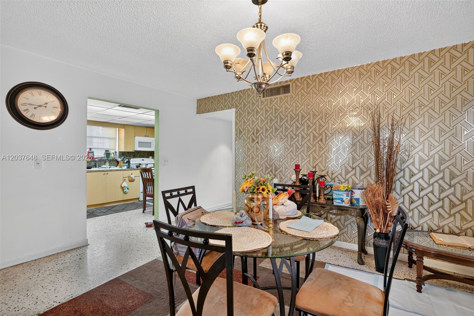 450 Sw 9th Street Property Photo 48