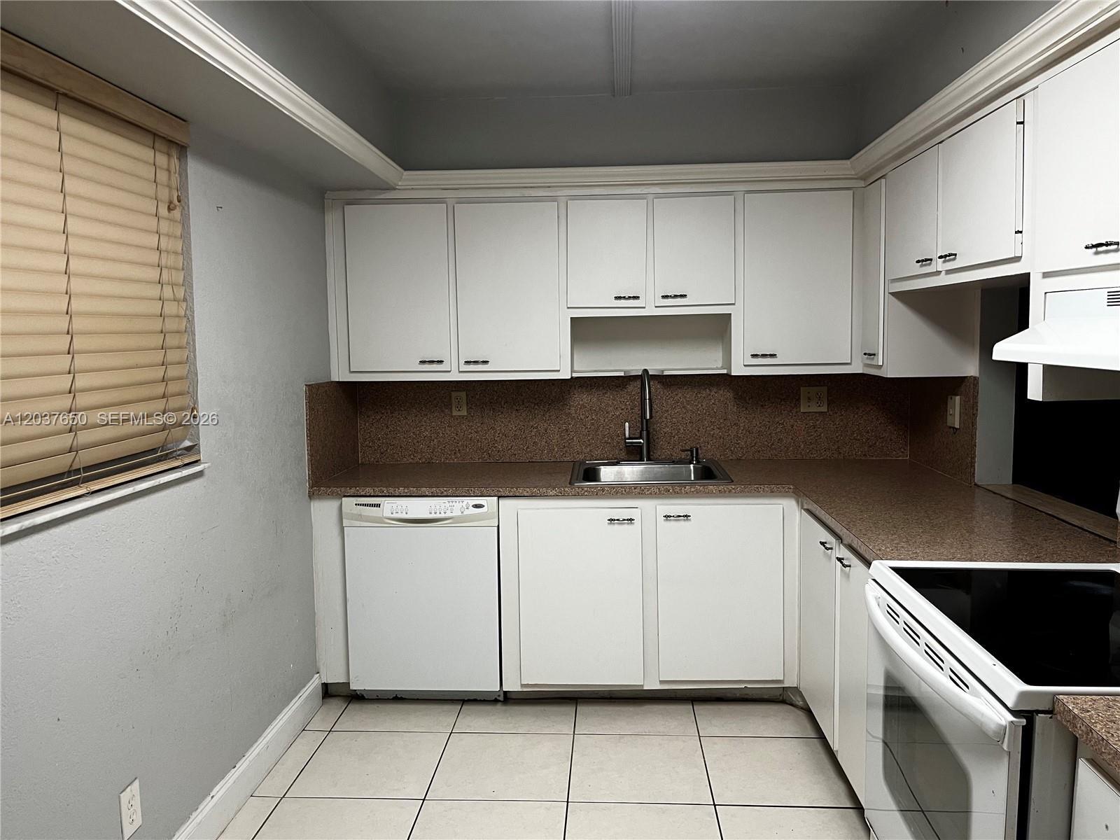 7000 Nova Drive 103e Property Photo 12
