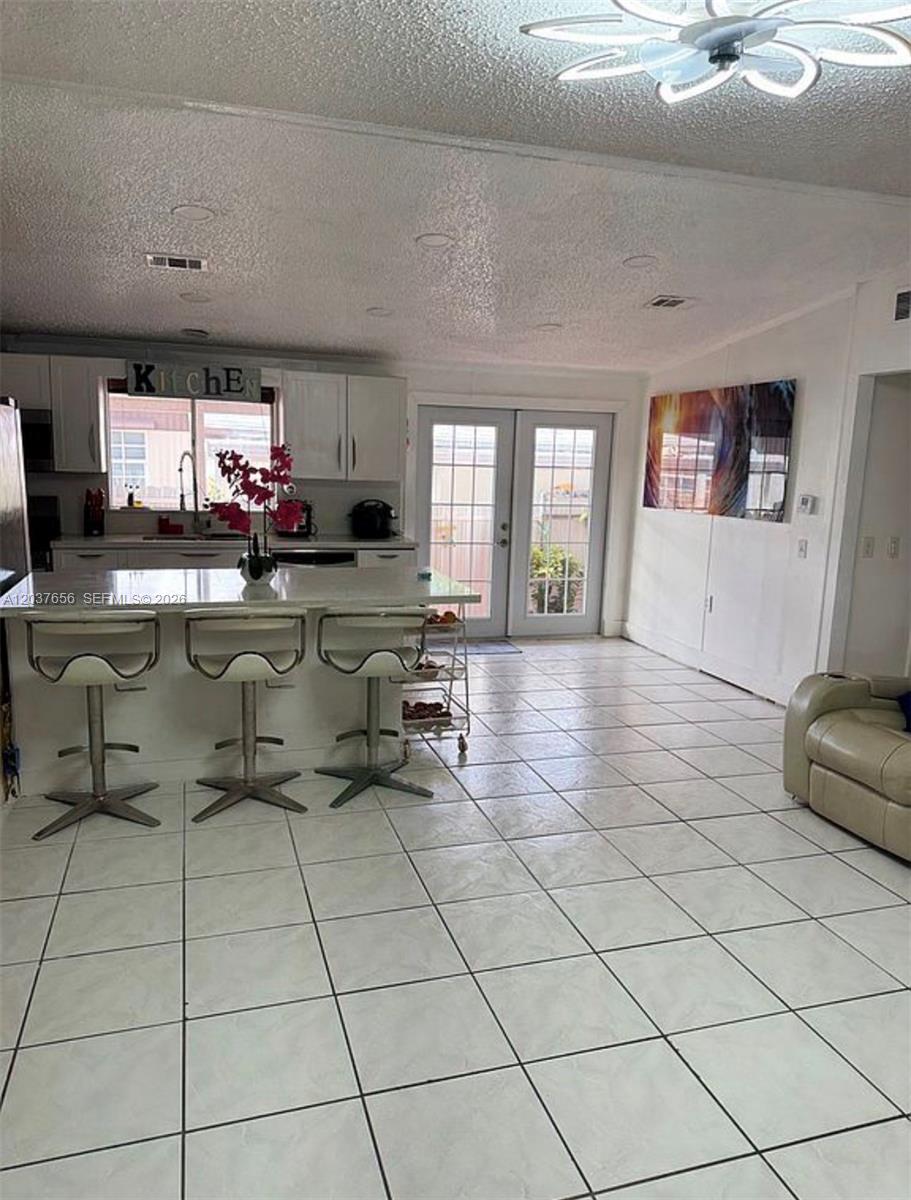 1133 Sw 130th Avenue Property Photo 3