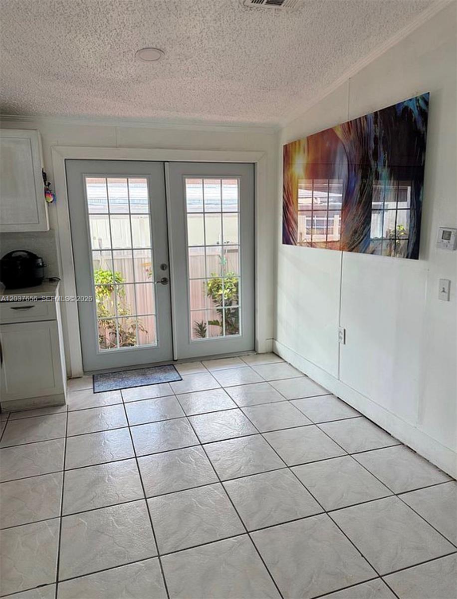 1133 Sw 130th Avenue Property Photo 6