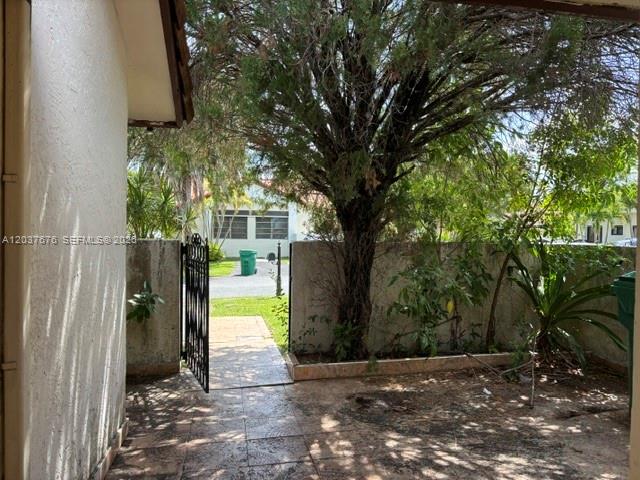 6415 Sw 133rd Court Property Photo 2