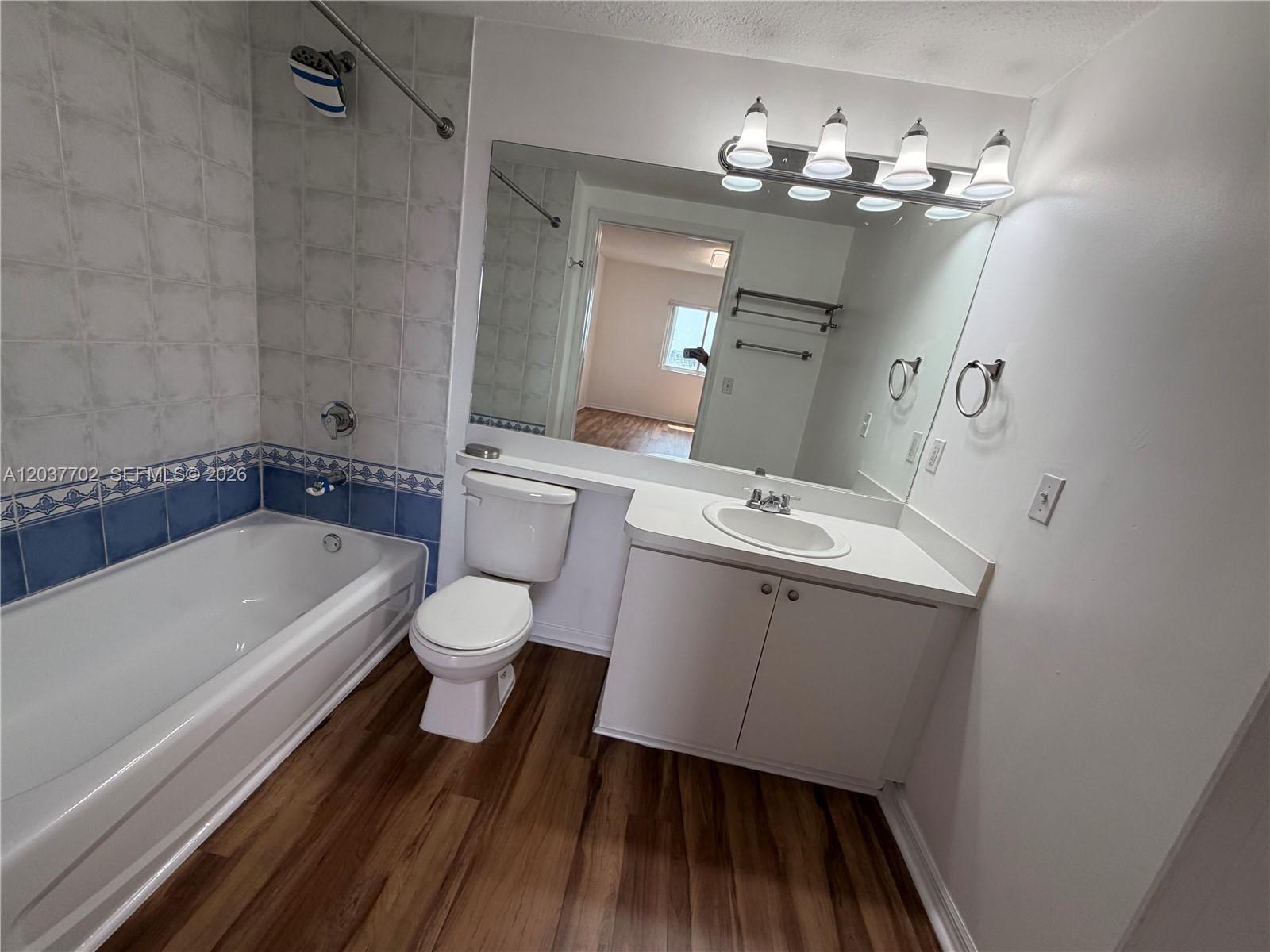 3500 Coral Way 907 Property Photo 23