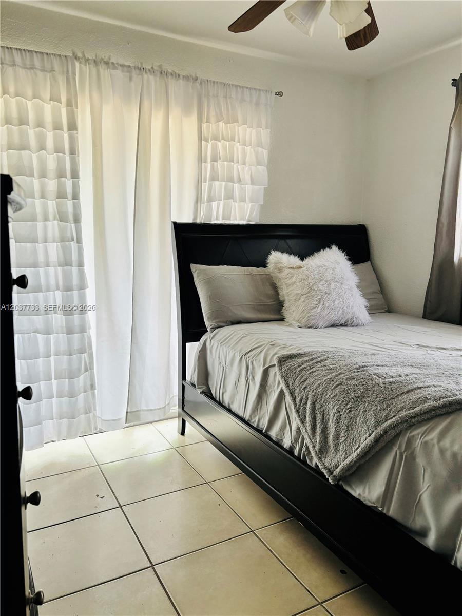 A12037733 Property Photo 4