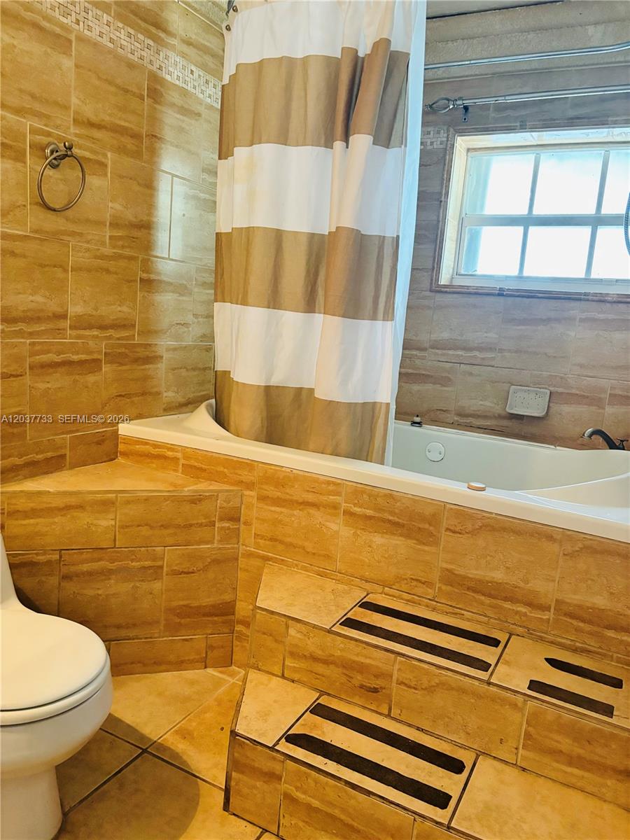 A12037733 Property Photo 5