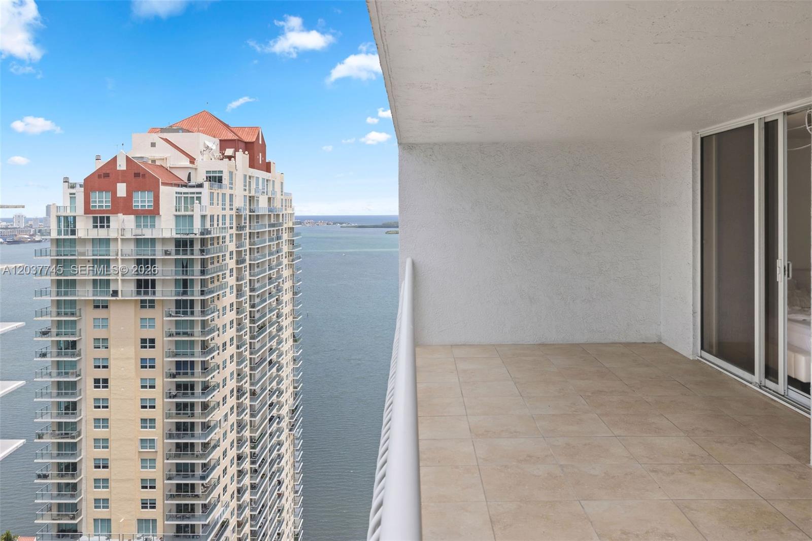 1200 Brickell Bay Drive 3714 Property Photo 3