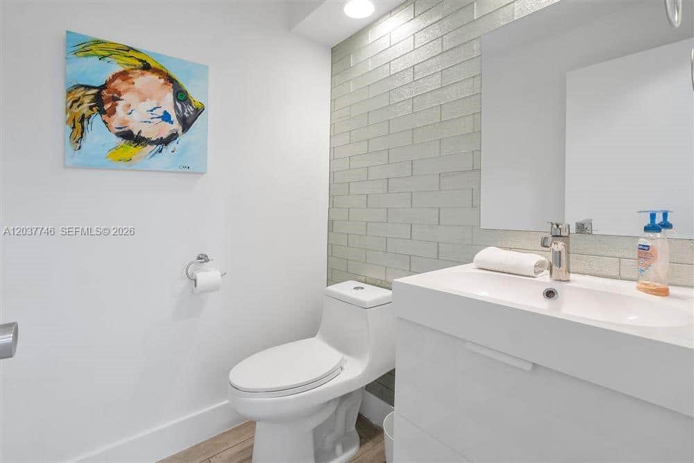 234 Waterside Drive 234 Property Photo 4