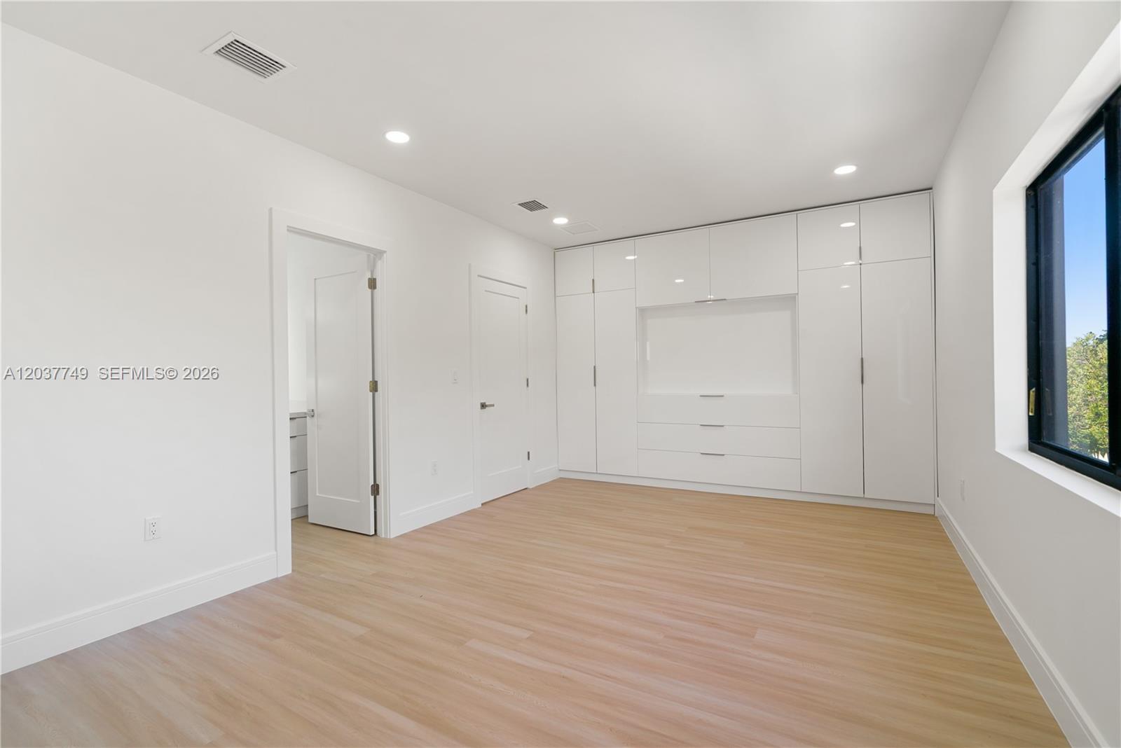 17 Coral Way Property Photo 22