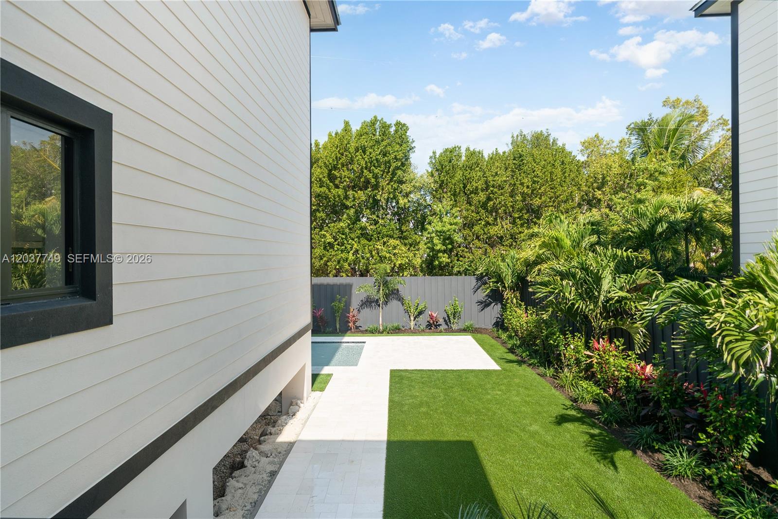 17 Coral Way Property Photo 37