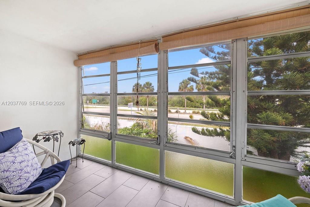 2800 Indian River Boulevard R9 Property Photo 11